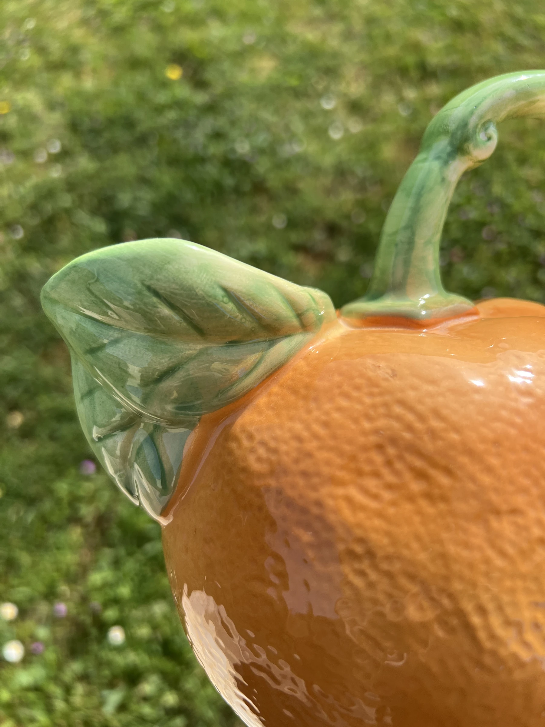 🍊 Vintage 1L Barbotine Ceramic Orange Pitcher – Retro Kitchen Decor – photo 3